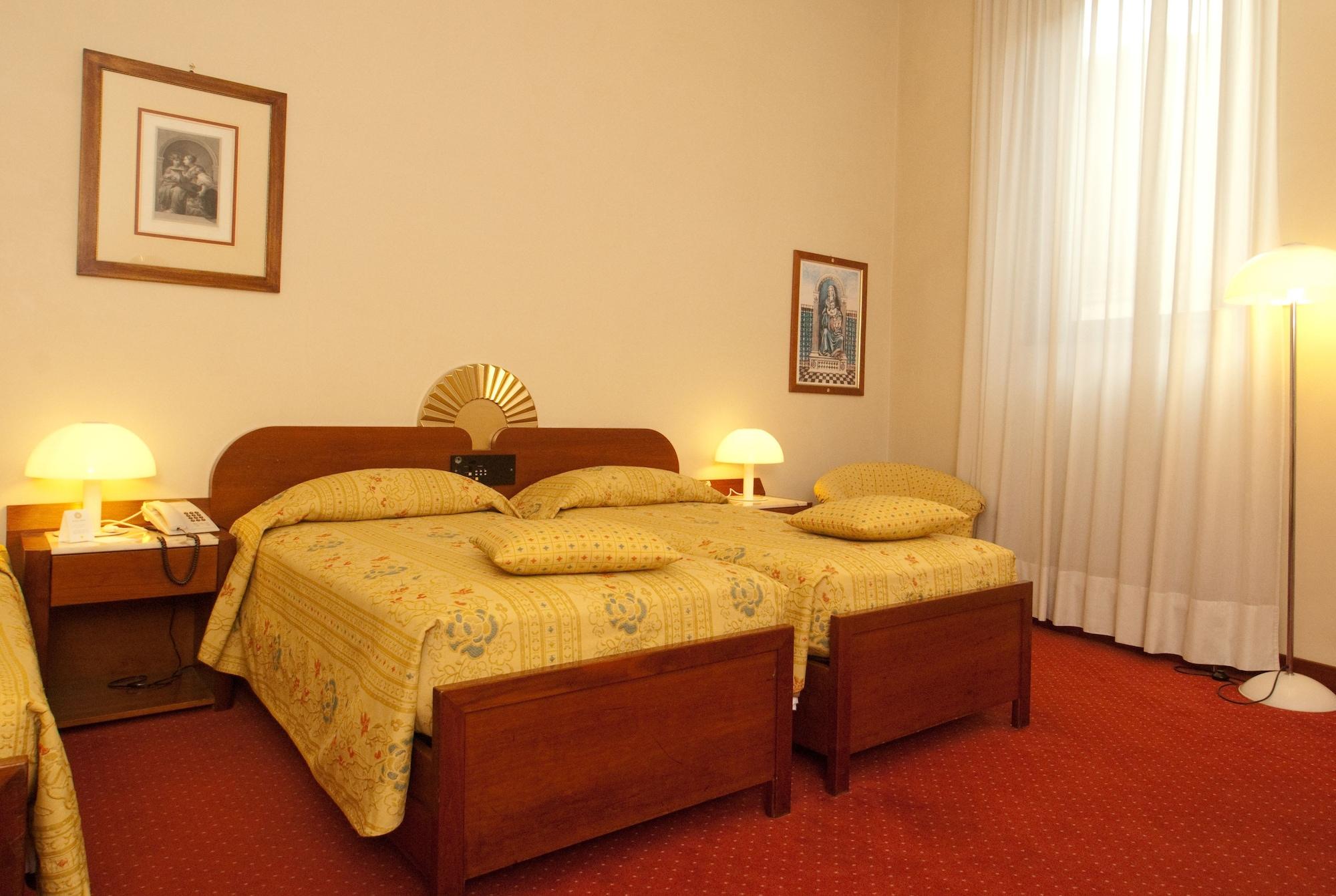 Hotel Roma Firenze Esterno foto