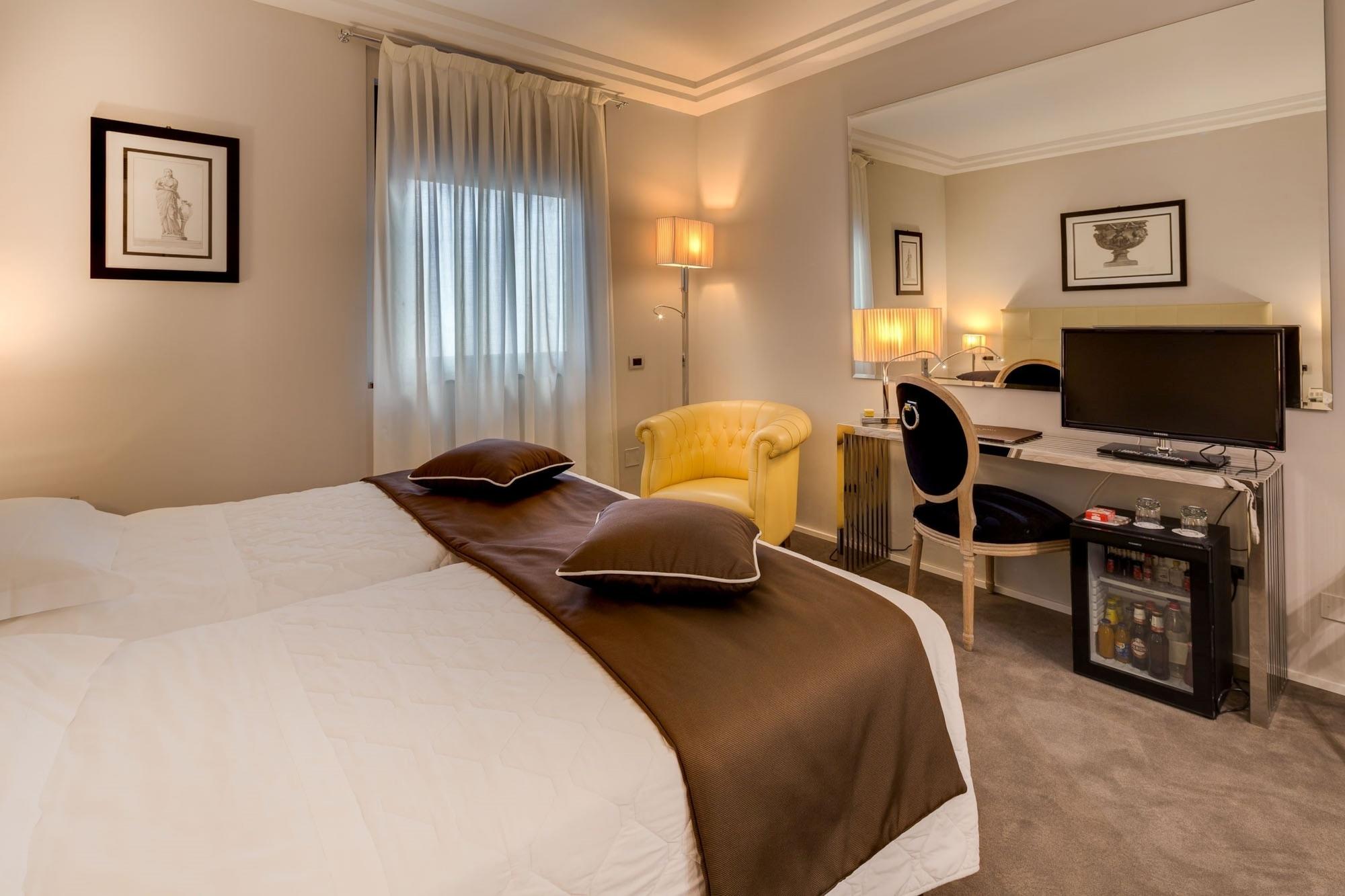 Hotel Roma Firenze Esterno foto