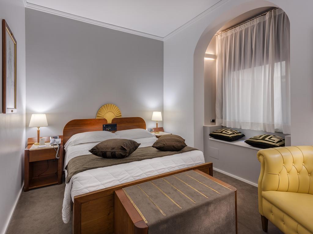 Hotel Roma Firenze Esterno foto